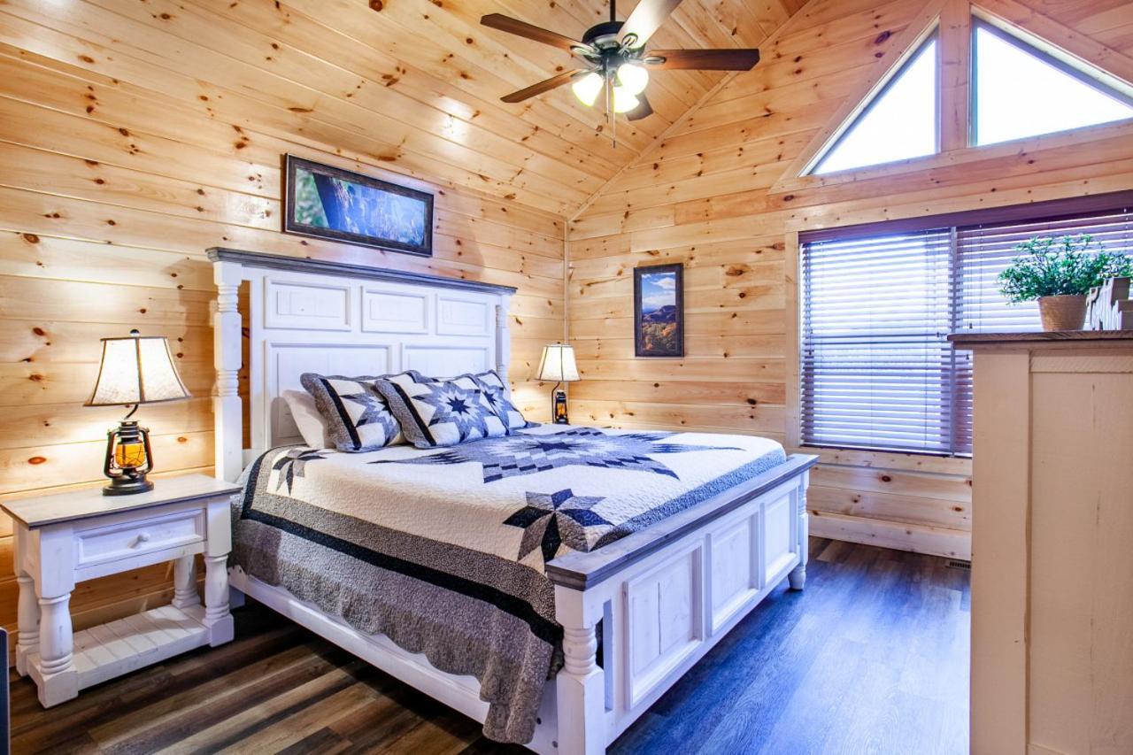 Swimming Bears Lodge 1 With Indoor Pool And Hot Tub ピジョンフォージ エクステリア 写真